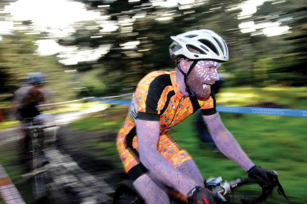 Face and body paint, and a look of fierce concentration. © Steve Anderson