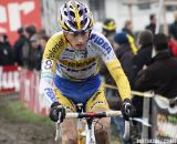 Kevin Pauwels solos to  second