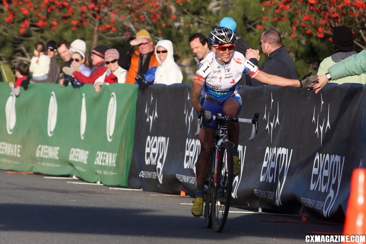Katerina Nash celebrates with fans on her way to winning Day 1 of the USGP Deschutes Brewery Cup. ©Pat Malach