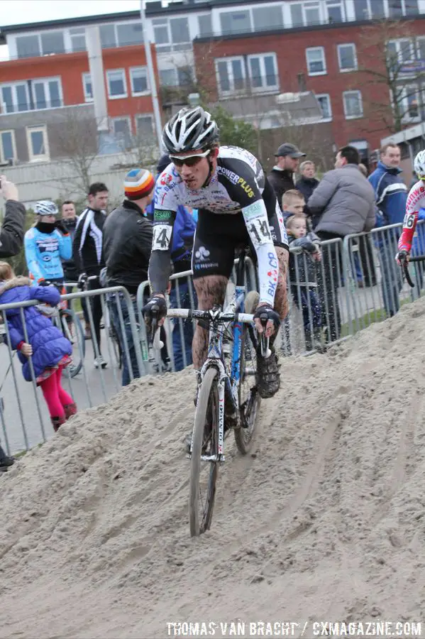 Philipp Walsleben(BKCP - Powerplus) at the front of the race in the sand © Thomas van Bracht