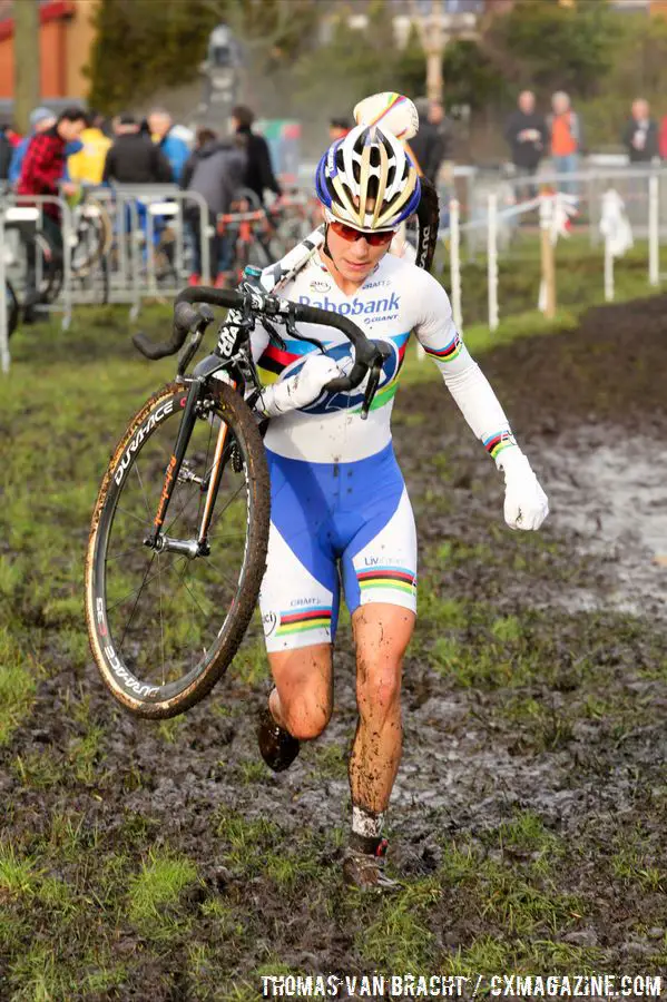 Vos often took the longer but less muddier route © Thomas van Bracht