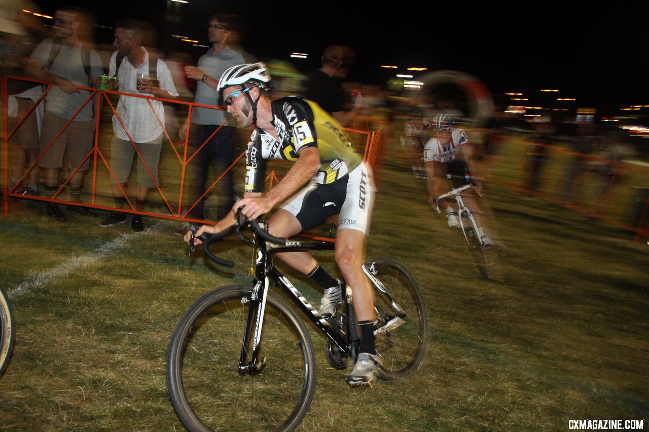 Geoff Kabush was riding strongly until Peeter\'s crash in front of him. CrossVegas 2012. ©Cyclocross Magazine