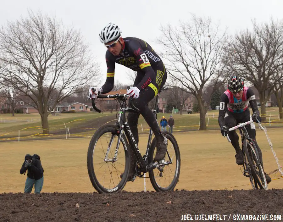 Ryan Trebon leads Jeremy Powers © Joel Hjelmfelt