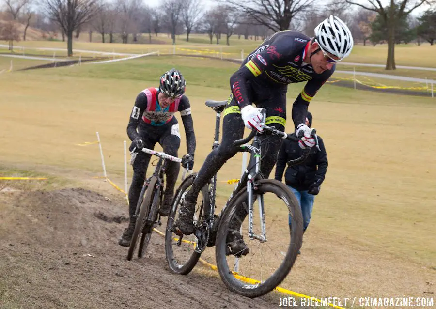 Ryan Trebon leads Jeremy Powers  © Joel Hjelmfelt