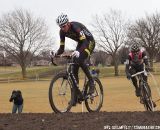 Ryan Trebon leads Jeremy Powers © Joel Hjelmfelt