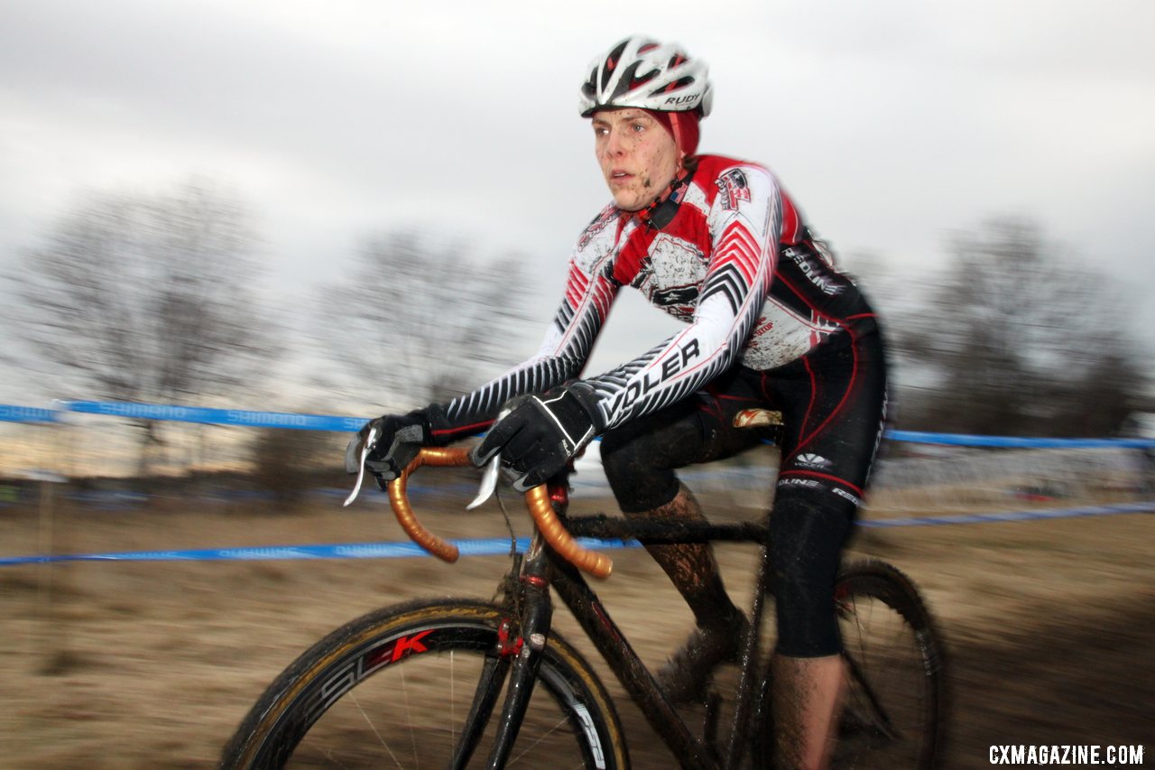 Kari Studley handily took the win. © Cyclocross Magazine