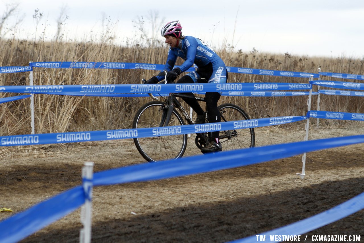 Webber\'s kit matches the course tape perfectly. © Tim Westmore