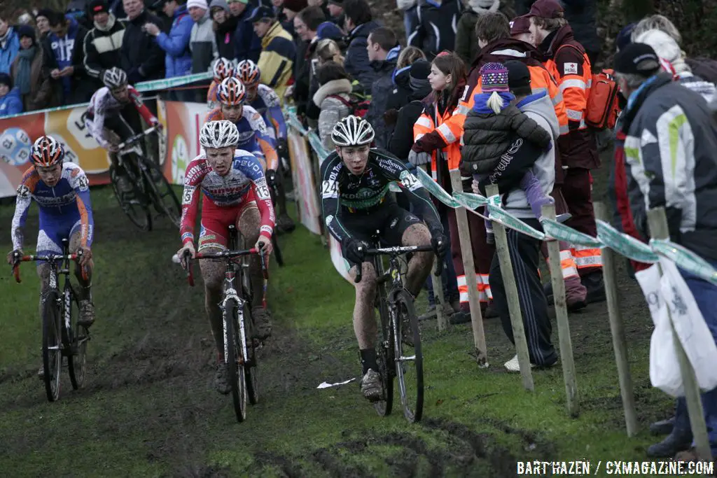 The U23 men navigating the difficult terrain at Superprestige Gieten  © Bart Hazen