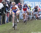 Lucie Chainel Lefevre chases Sabrina Stultiens  © Bart Hazen