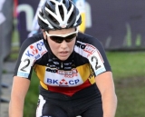 Sanne Cant did her best to chase down Harris © Bart Hazen