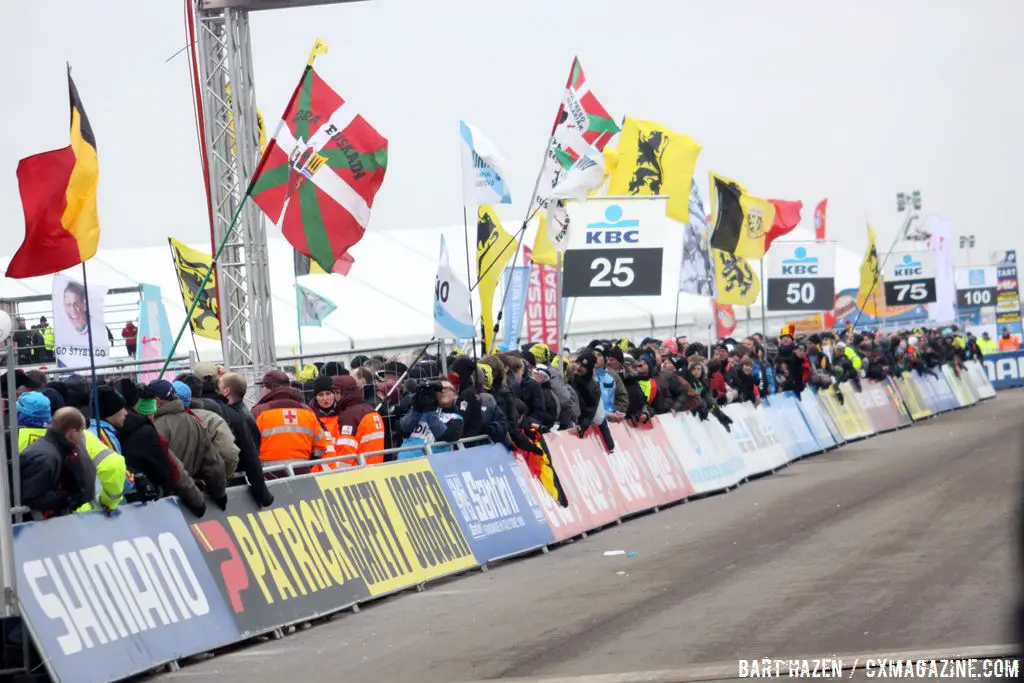 The massive crowds at the finish © Bart Hazen