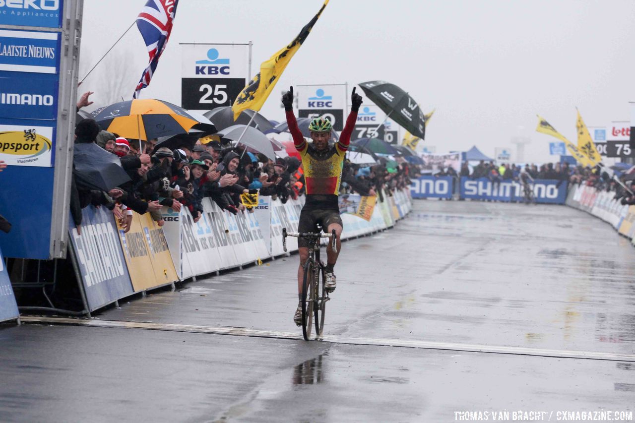 Sven Nys wins © Thomas van Bracht