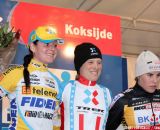 the podium with Katie Compton, Nikki Harris and Sanne Cant © Thomas van Bracht