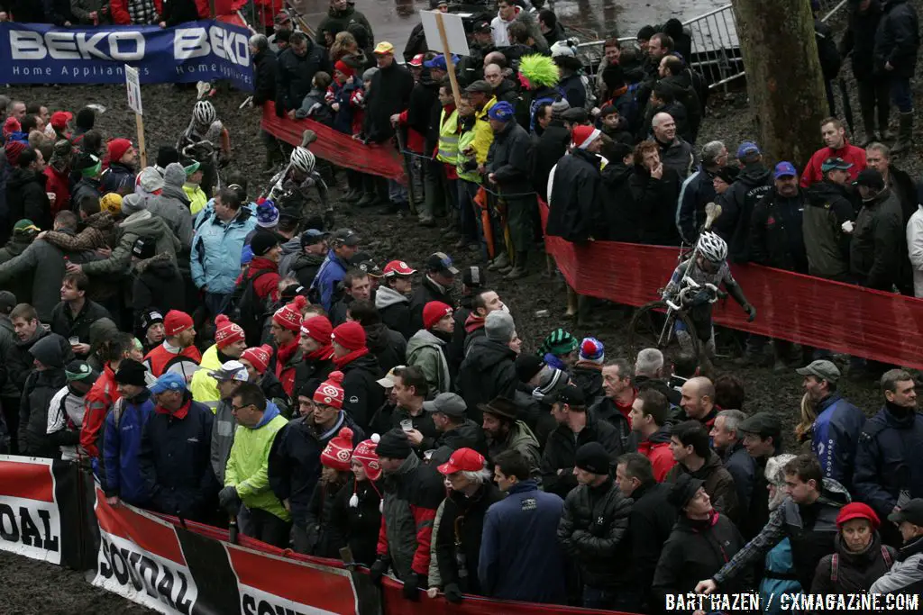 Namur is always a favorite with the crowds © Bart Hazen