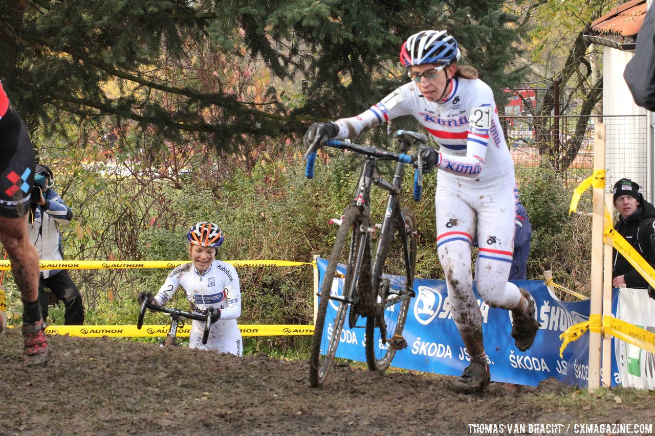 helen Wyman finishing 2th © Thomas van Bracht