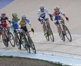 The men on the velodrome © Bart Hazen