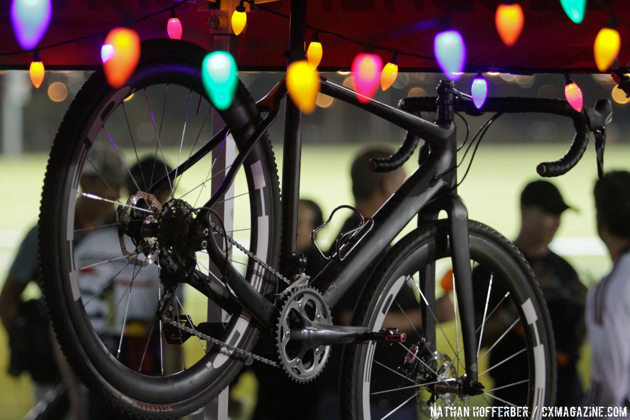 The festive atmosphere at Cross Vegas 2013. © Nathan Hofferber / Cyclocross Magazine