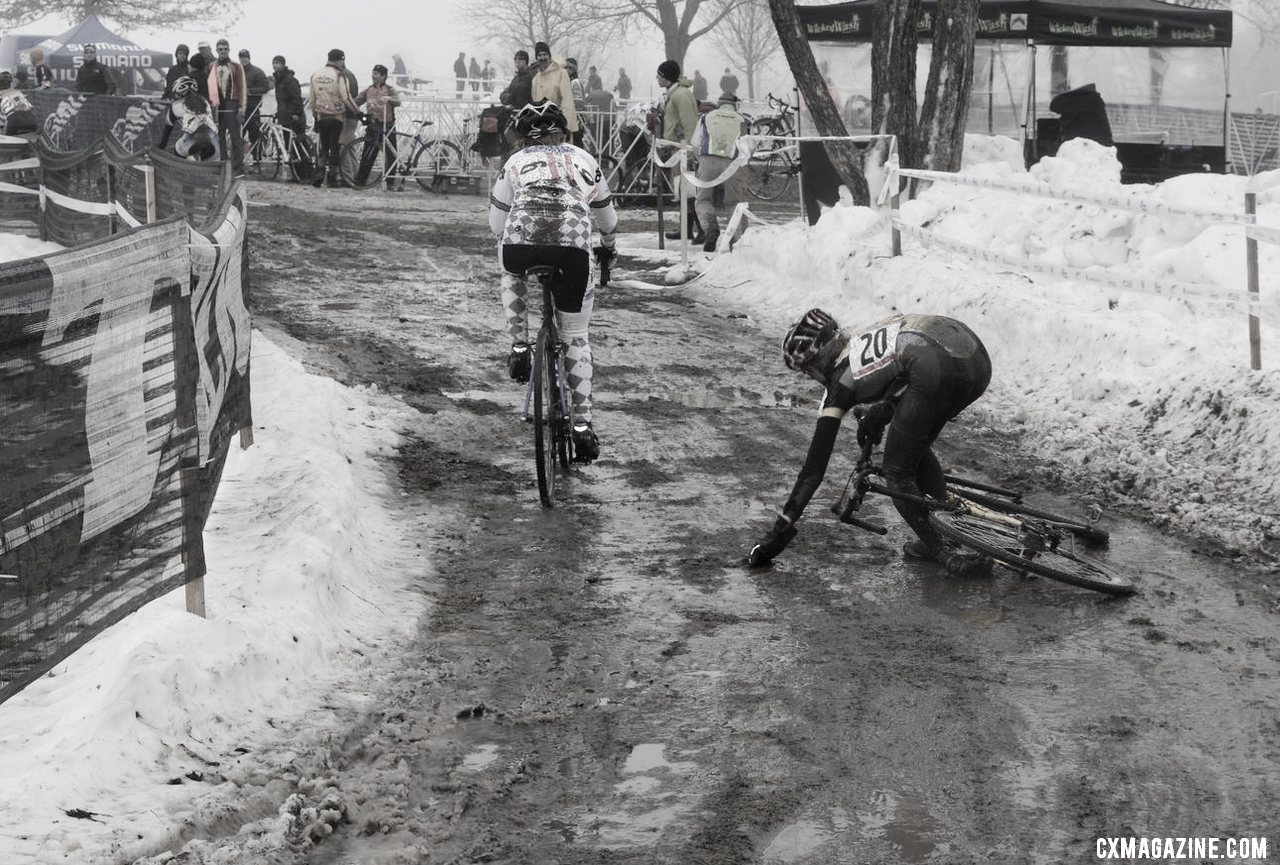 Morning conditions were slippery with poor visibility. © Cyclocross Magazine