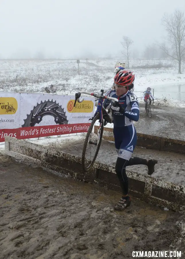 Mina Anderberg, 2012 13-14 Champ, raced to a strong 2nd in her first year as a 15-16 racer. © Cyclocross Magazine