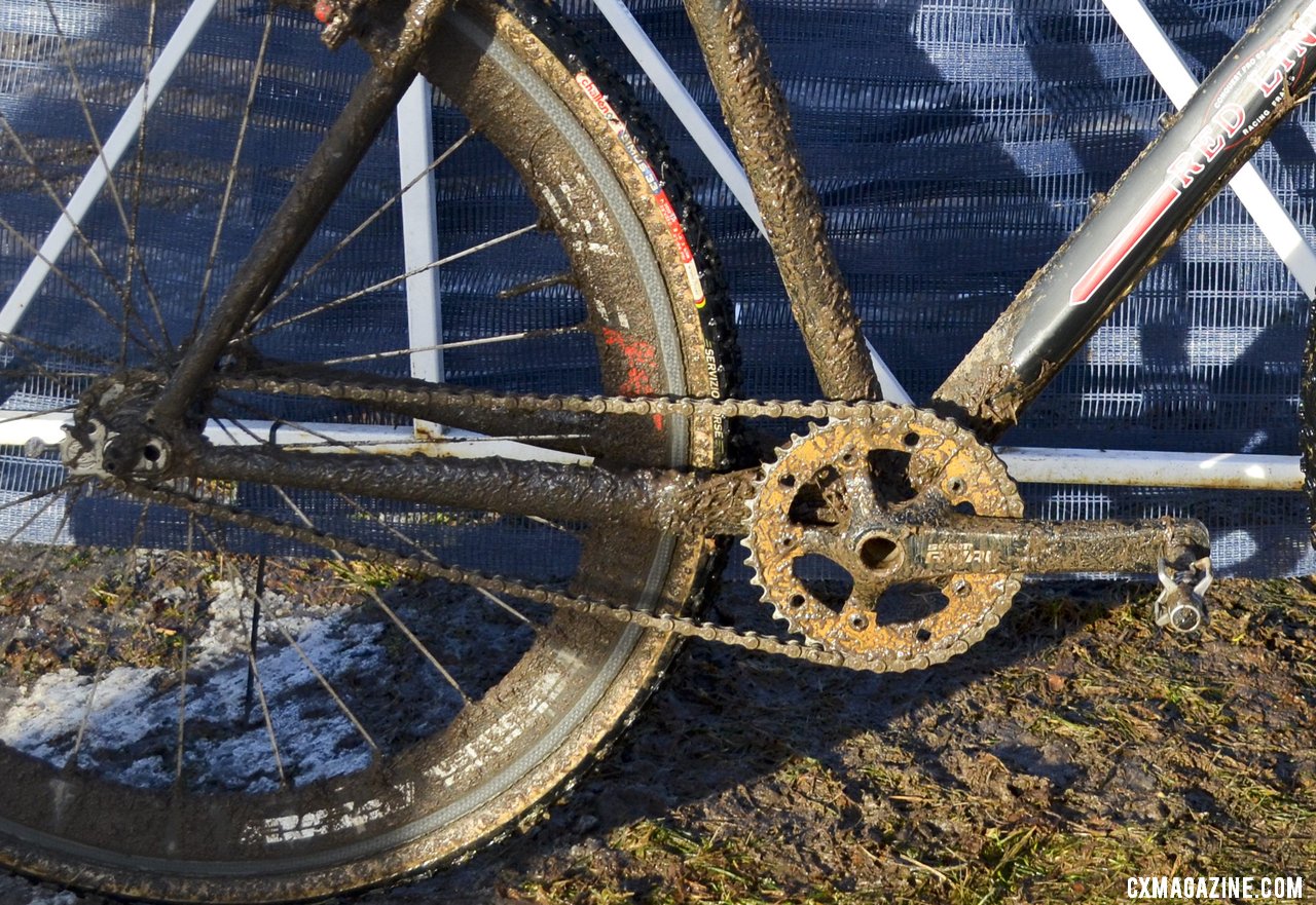 Kari Studley opts for a SRAM Rival crankset and Crank Brothers Eggbeater pedals. © Cyclocross Magazine