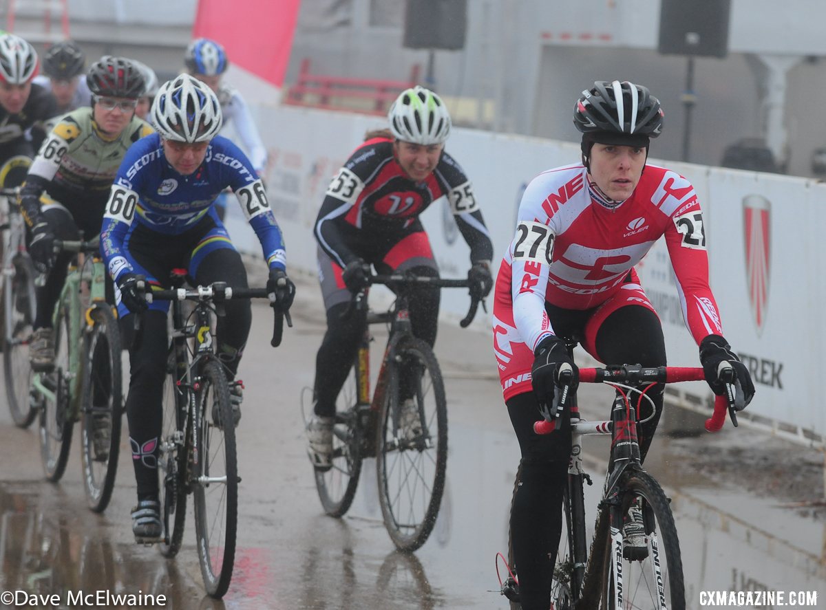 Kari Studley (Redline) leads the field in the Masters Women 30-34, and became the first to defeat a Masters World Champ. © Dave McElwaine