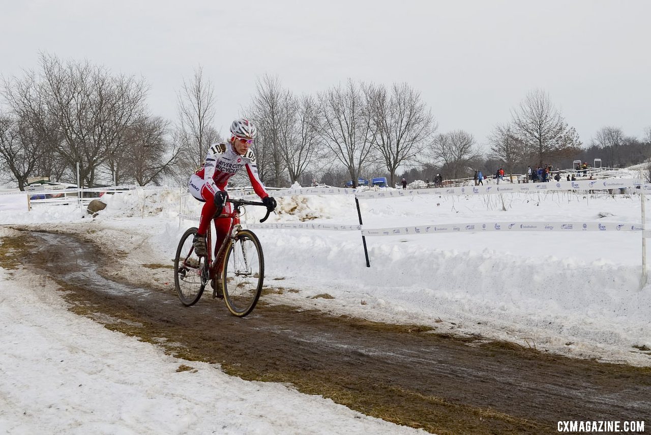 Sue Butler returned to racing, winning her first race of the hear and a Masters Women 40-44 title. © Cyclocross Magazine