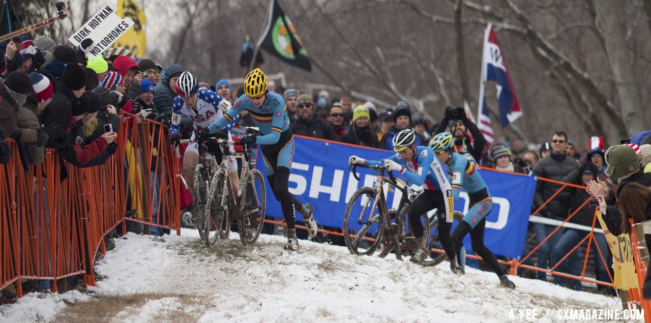 The battle for third in the Junior Men\'s race was incredibly tight at the 2013 Cyclocross World Championships. © Cyclocross Magazine