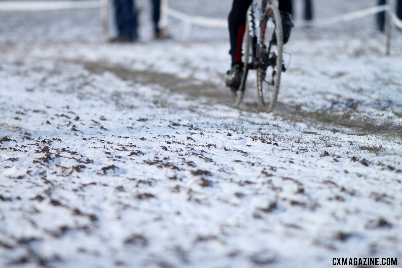 Light snow and frozen mud was the story of the morning races. © Cyclocross Magazine