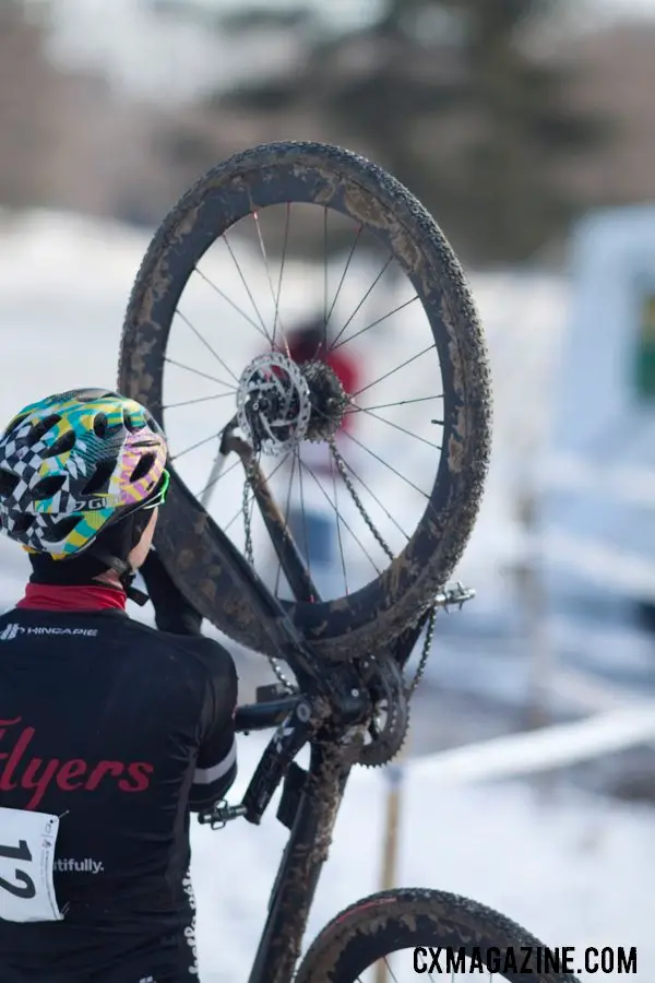 Mechanicals derailled many racers\' chances on Friday. © Cyclocross Magazine