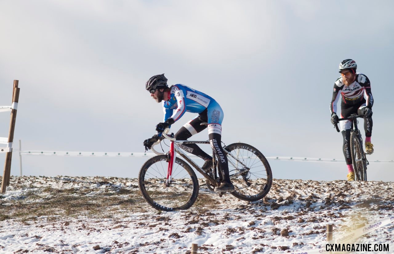 McConnell leads Turner down the off-camber decent. © Cyclocross Magazine