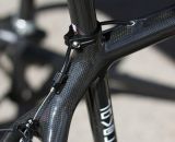 Tube-to-tube construction with high modulus carbon fiber allows the Garda to be fully customized in terms of geometry or disc/cantilever posts. © Cyclocross Magazine