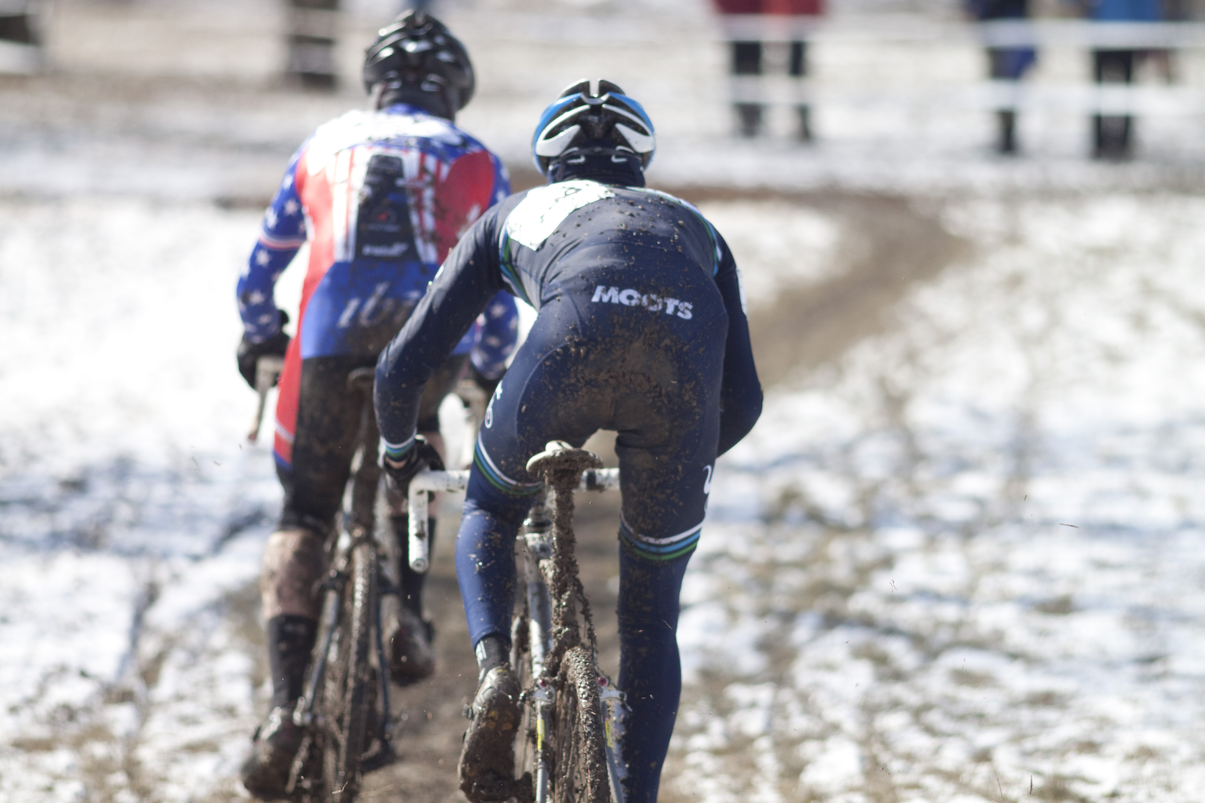 Don Myrah battling with Jon Cariveau in the tightest race of the day. 2013 Cyclocross World Championships, Masters 45-49. © Cyclocross Magazine