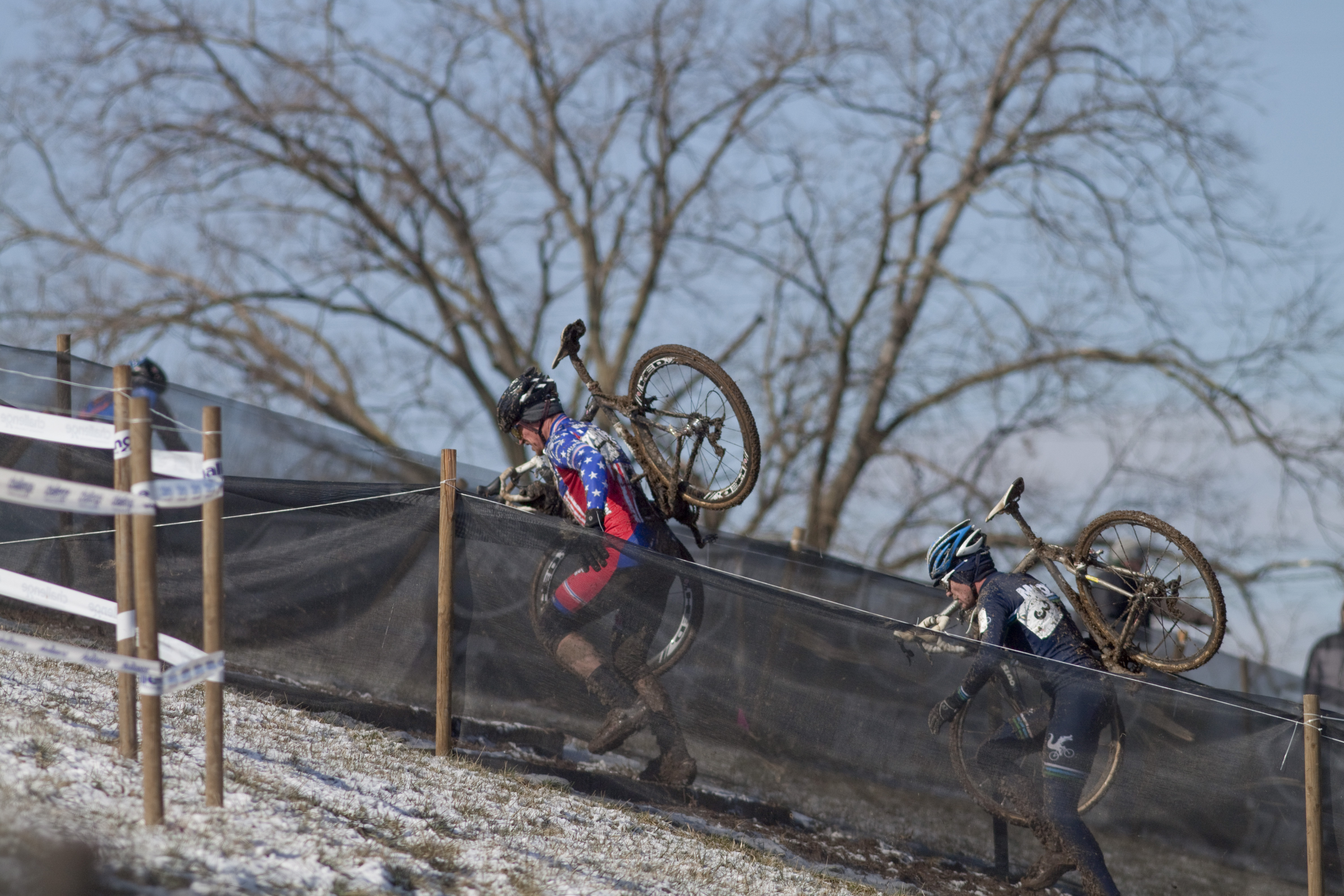 Don Myrah battling with Jon Cariveau in the tightest race of the day. 2013 Cyclocross World Championships, Masters 45-49. © Cyclocross Magazine