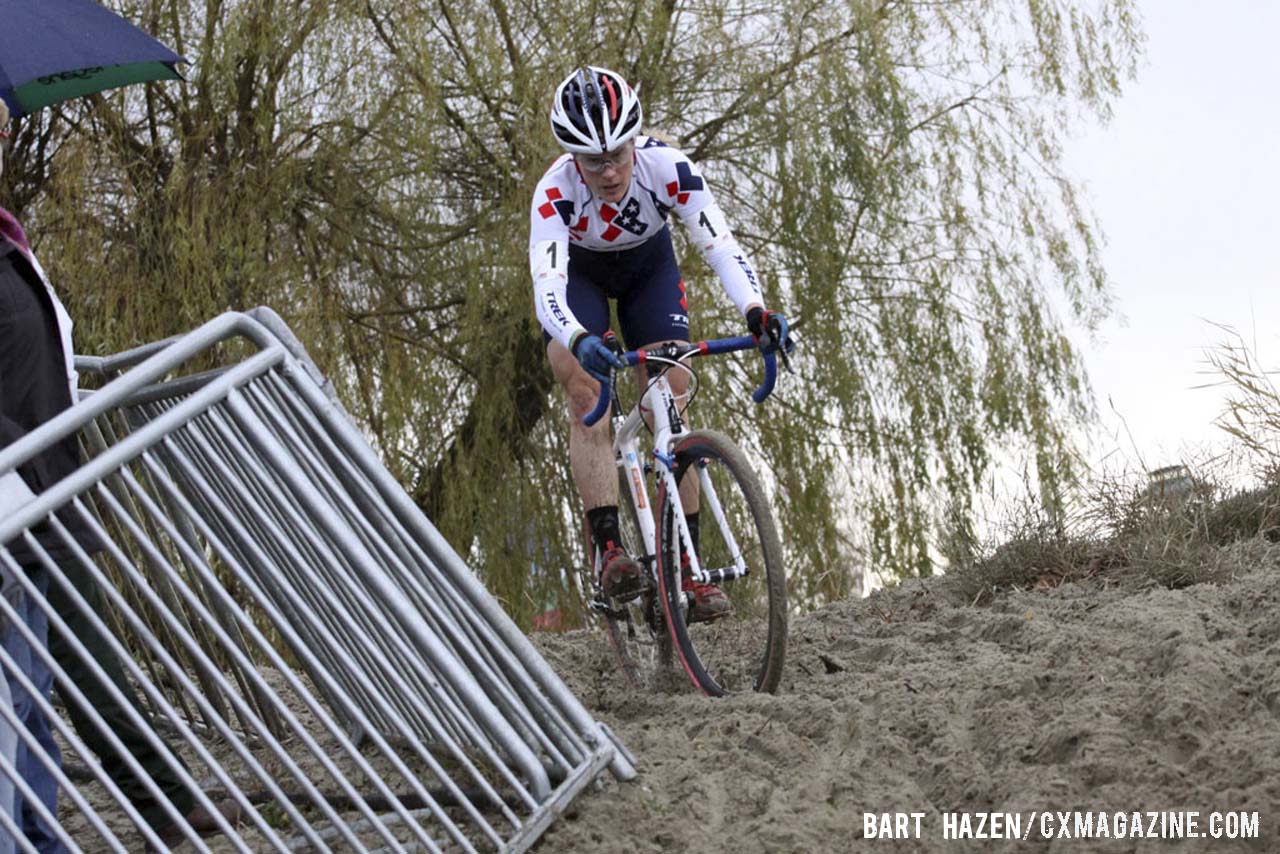 Katie Compton (Trek Cyclocross Collective) about to descend from the top of a sand berm. © Bart Hazen
