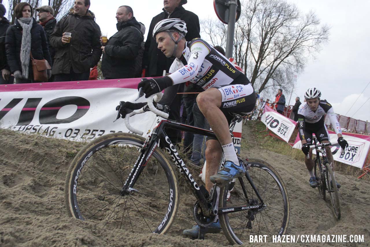 Niels Albert (BKCP-Powerplus) rounding a corner in front of teammate Lubomir Petrus. © Bart Hazen