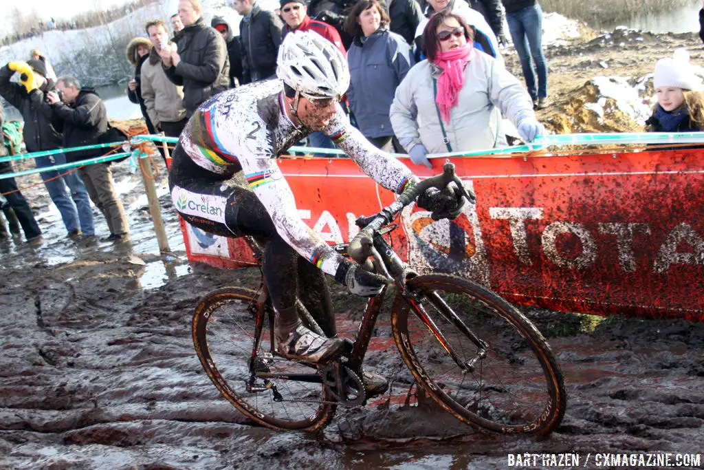 Sven Nys excelled in the mud today © Bart Hazen