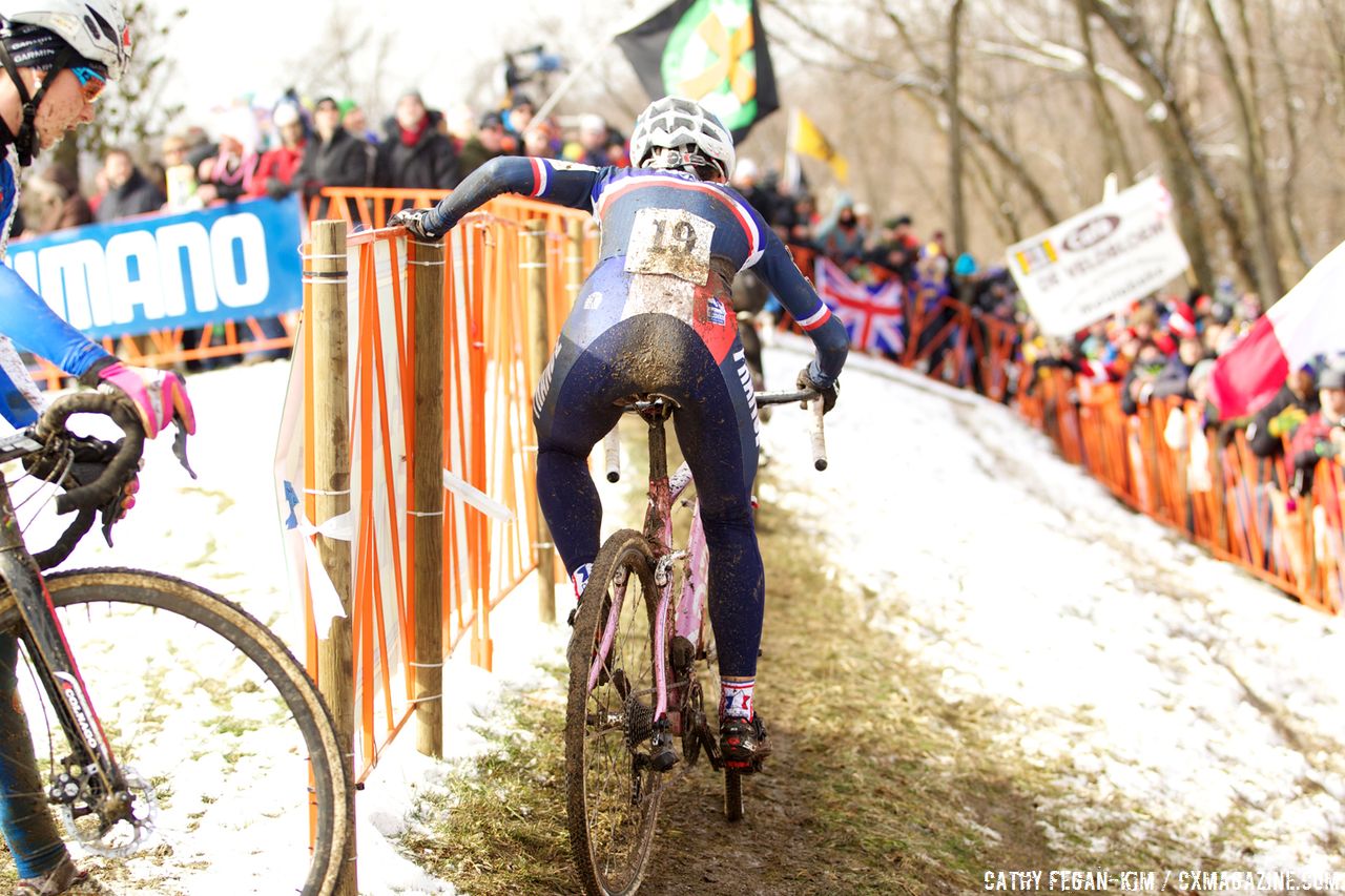 Lucie Chainel-Lefevre managing the tricky off-camber © Cathy Fegan-Kim