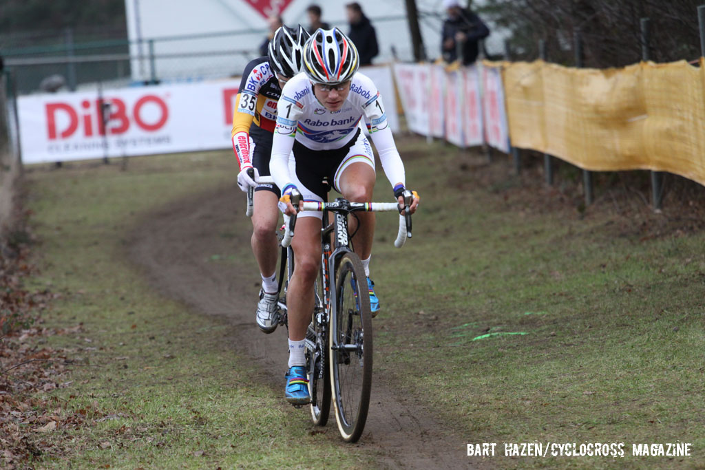 Marianne Vos and Sanne Cant giving chase. © Bart Hazen / Cyclocross Magazine