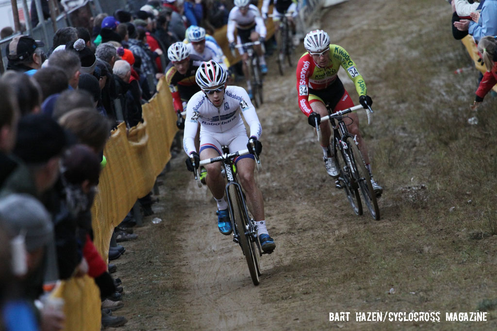 Lars van der Haar leading the group of lead riders. © Bart Hazen / Cyclocross Magazine