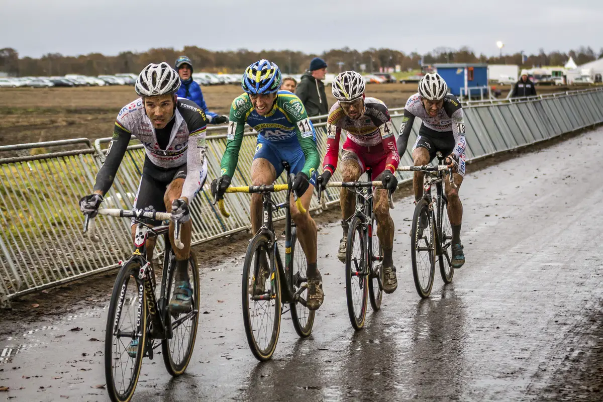 2nd group with Niels ALBERT, Thijs van AMERONGEN, Kevin PAUWELS & Dieter VANTHOURENHOUT