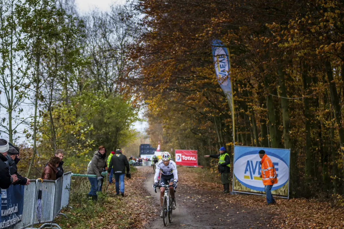 Sven NYS in pursuit