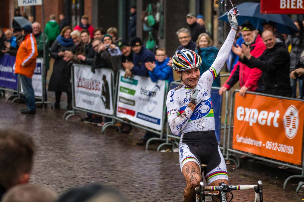 The first victory of 2014 for Marianne Vos (NED). © Pim Nijland / Peloton Photos