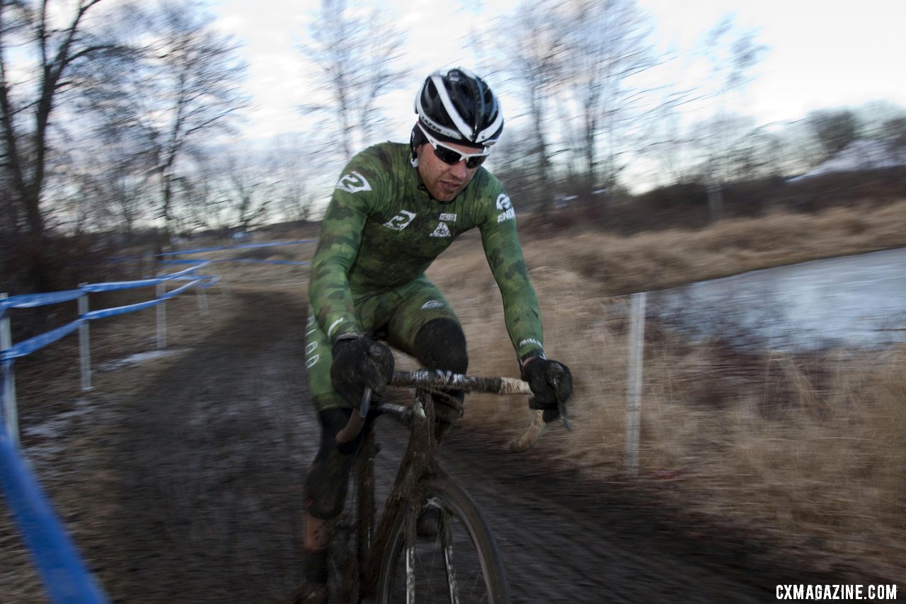 JT Fountain chasing in second. © Cyclocross Magazine