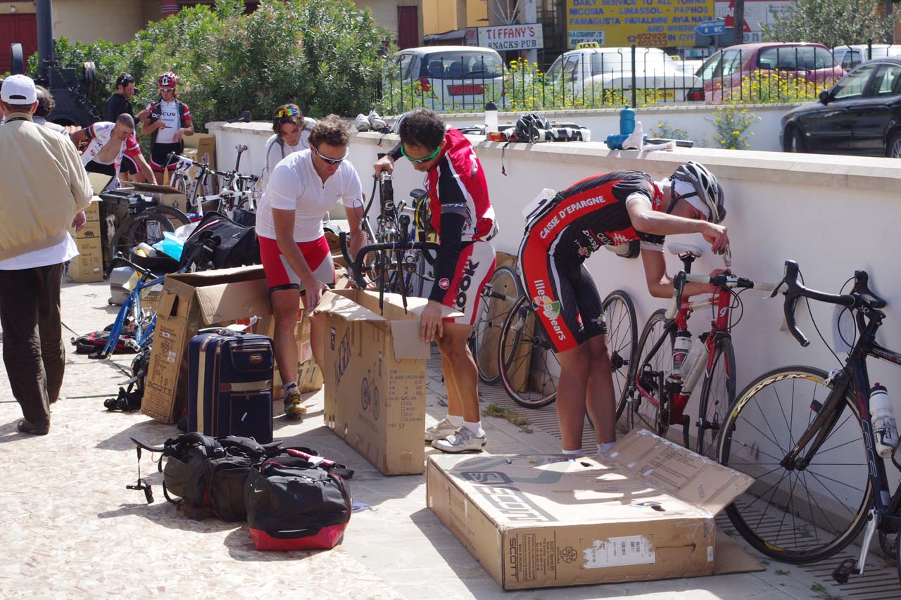 Riders prep for the racing. ? Jonas Bruffaerts