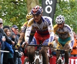 Stybar leads Vantornout and Pauwels in an early part of the race. © Dan Seaton