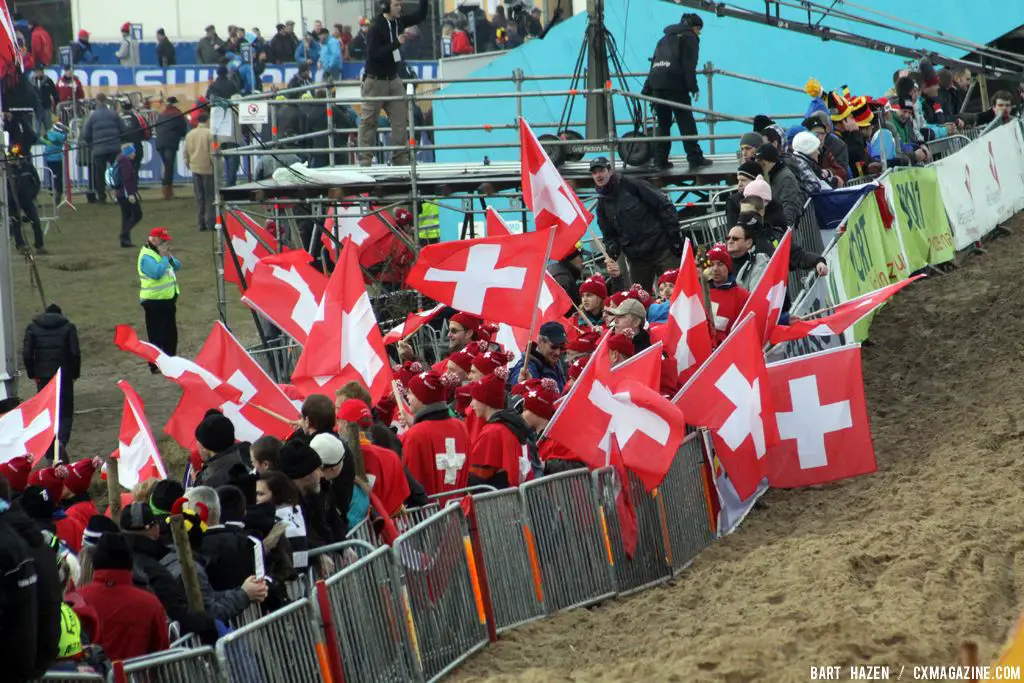 The crowd at Junior Men at 2012 Worlds © Bart Hazen