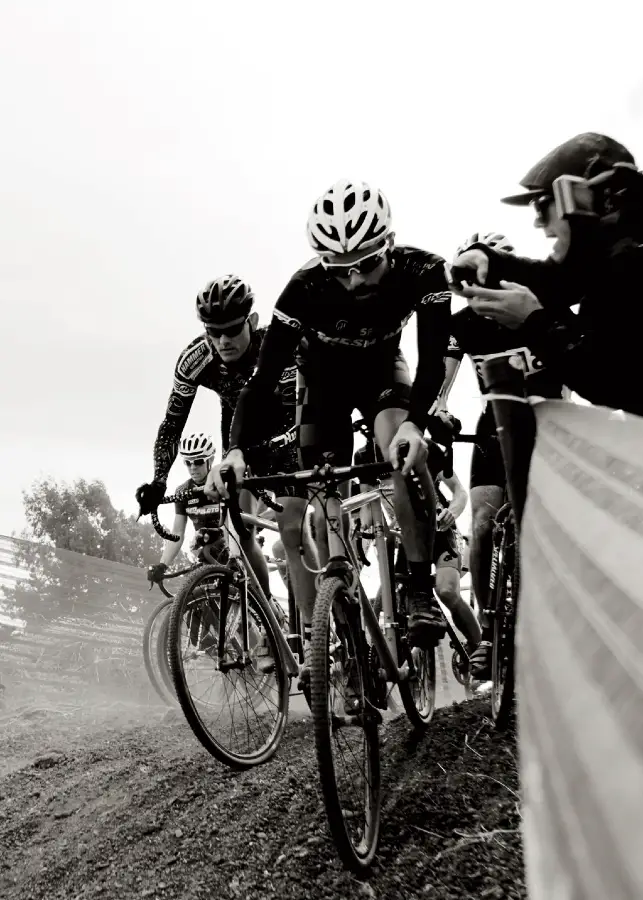 Daryl Rogers (Fresh Air - Hunter Cyclocross) takes the inside line at the BASP #2 on Oct 21 at Bay Area Cyclocross © Vantage Velo