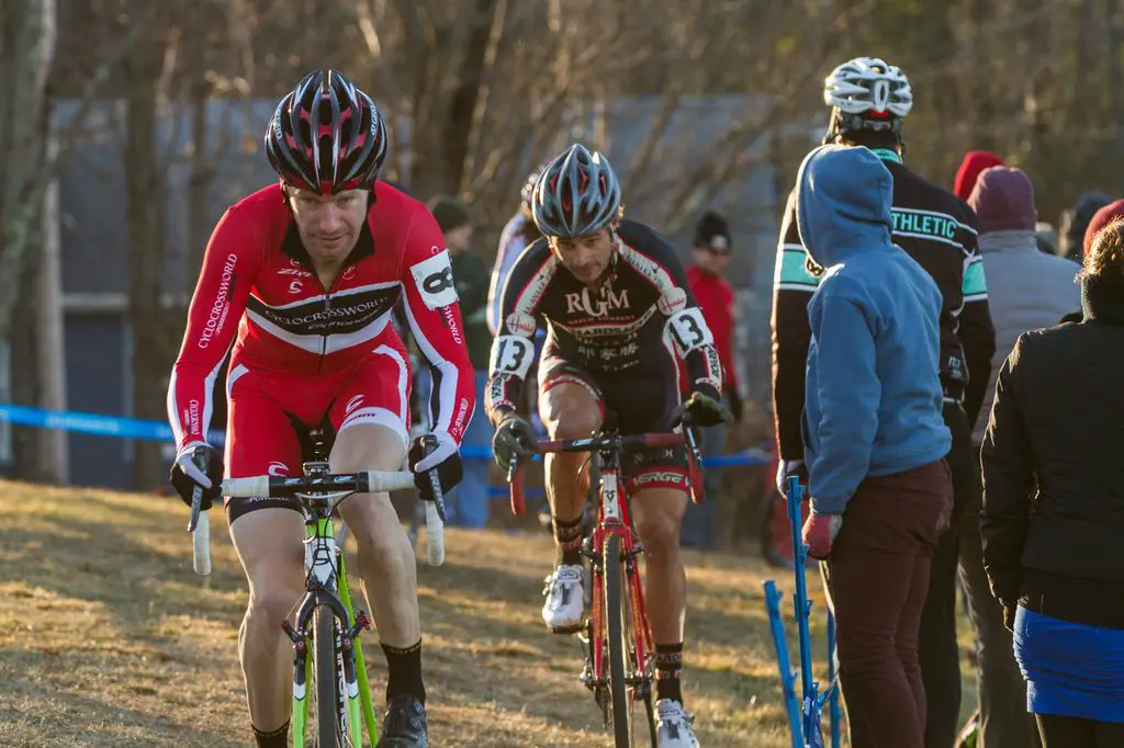 Milne and Favata battle to maintain contact with the lead group. © Todd Prekaski