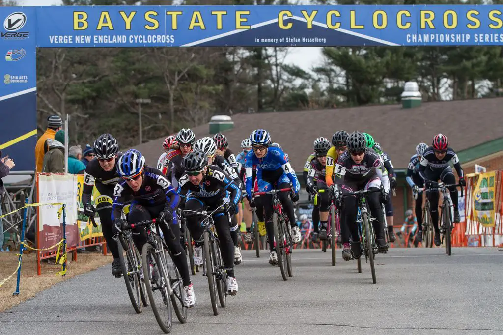 The battle begins! Kemmerer leads the Elite Women into their race. © Todd Prekaski