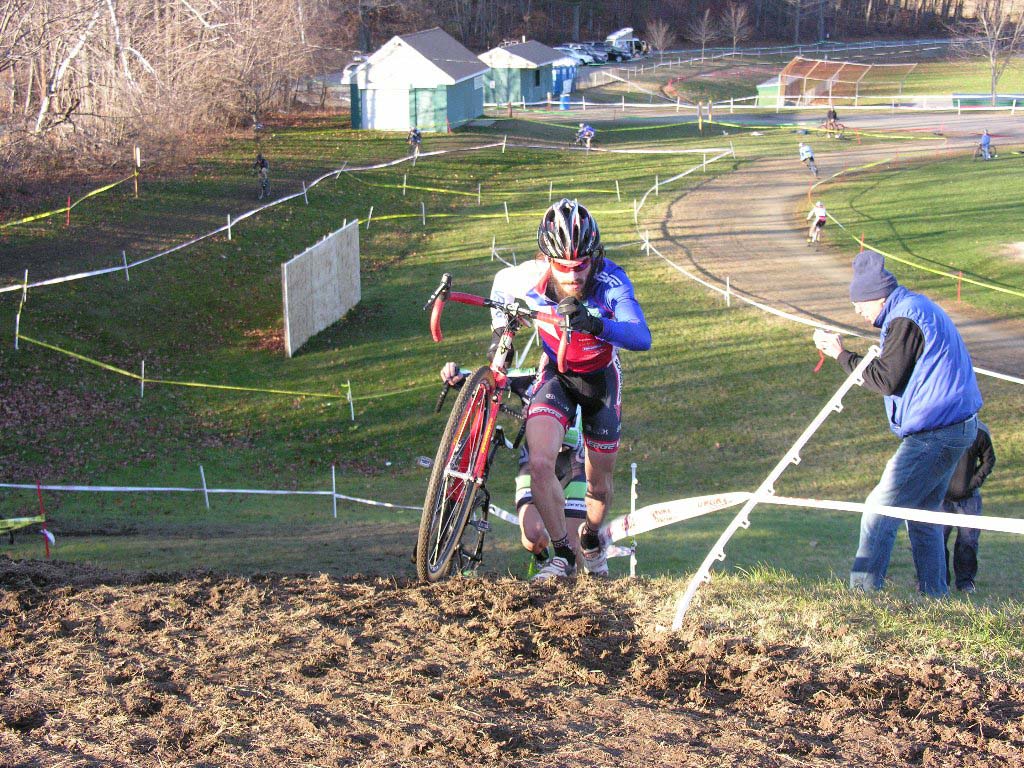 Dan Timmerman leads lap 1. Baystate Cyclocross, Day 1. ? Paul Weiss    